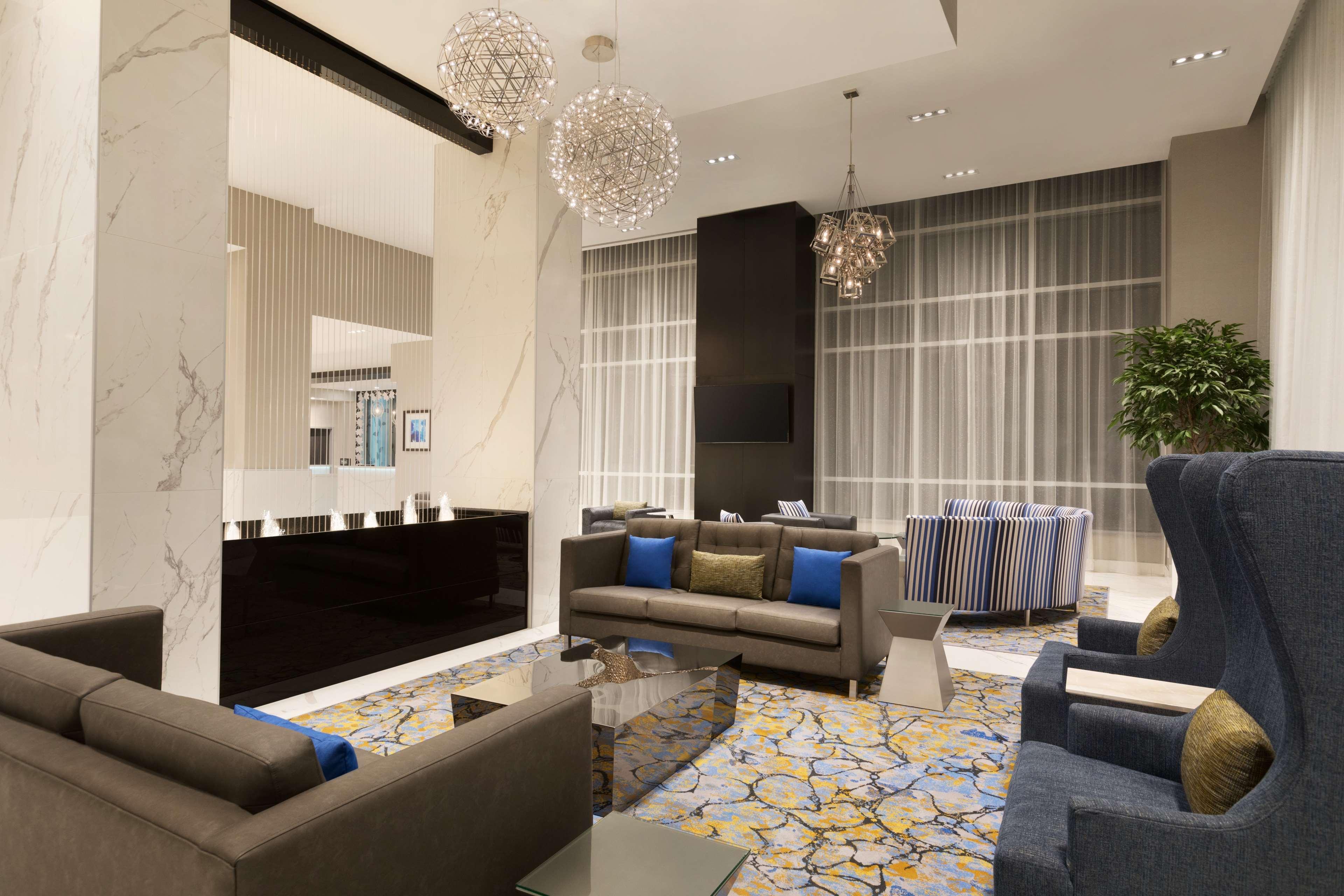 Embassy Suites By Hilton Toronto Airport Exteriér fotografie