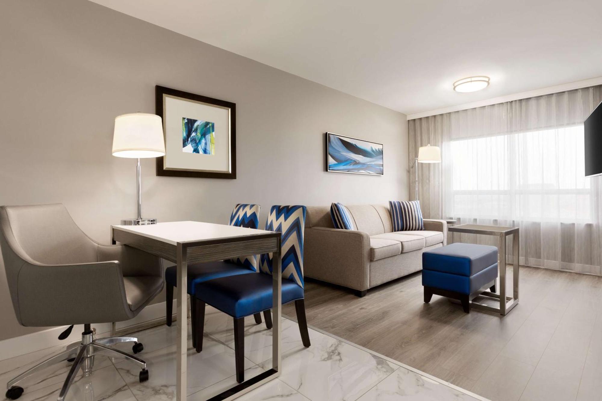 Embassy Suites By Hilton Toronto Airport Exteriér fotografie