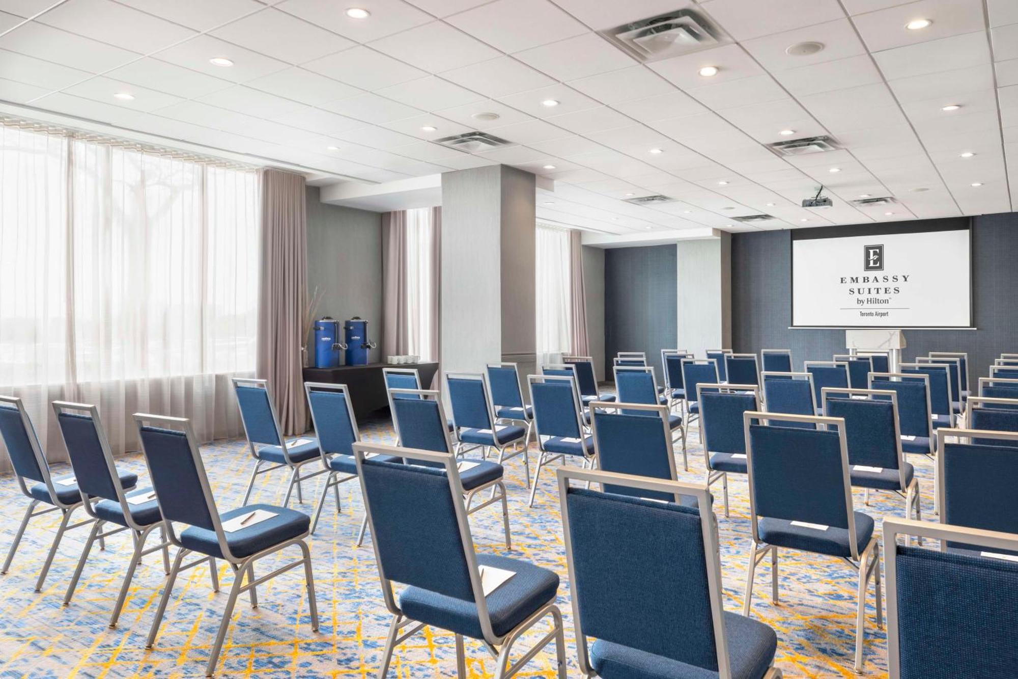 Embassy Suites By Hilton Toronto Airport Exteriér fotografie